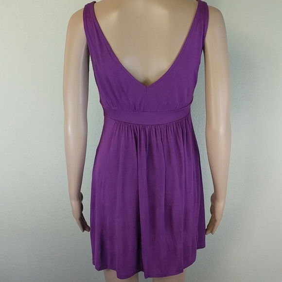 [H&M] Cute Purple Deep V Neck Ruched Dress 4 - Picture 4 of 6